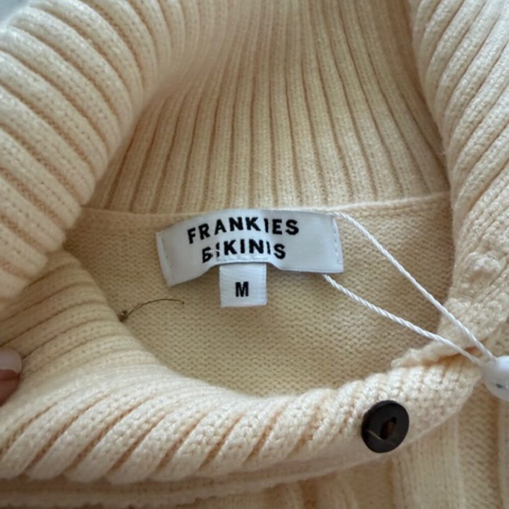 Frankies Bikinis Axel Cable Knit Sweater Vest - Picture 3 of 5